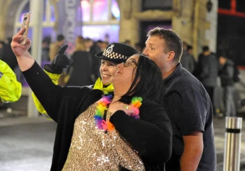 Fuegos artificiales de Año Nuevo: el brillante final de un atracón festivo en el Reino Unido Fuegos artificiales de Año Nuevo: el brillante final de un atracón festivo en el Reino Unido