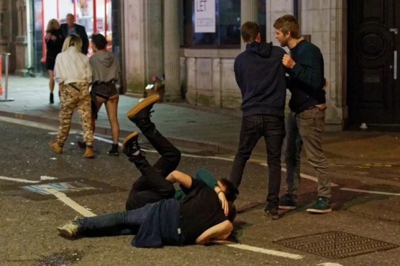 Fuegos artificiales de Año Nuevo: el brillante final de un atracón festivo en el Reino Unido Fuegos artificiales de Año Nuevo: el brillante final de un atracón festivo en el Reino Unido