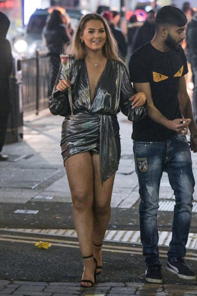 Fuegos artificiales de Año Nuevo: el brillante final de un atracón festivo en el Reino Unido Fuegos artificiales de Año Nuevo: el brillante final de un atracón festivo en el Reino Unido