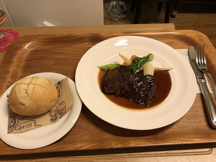 Fui al hospital, pero terminé en un restaurante: cómo se alimenta a los pacientes en las clínicas japonesas