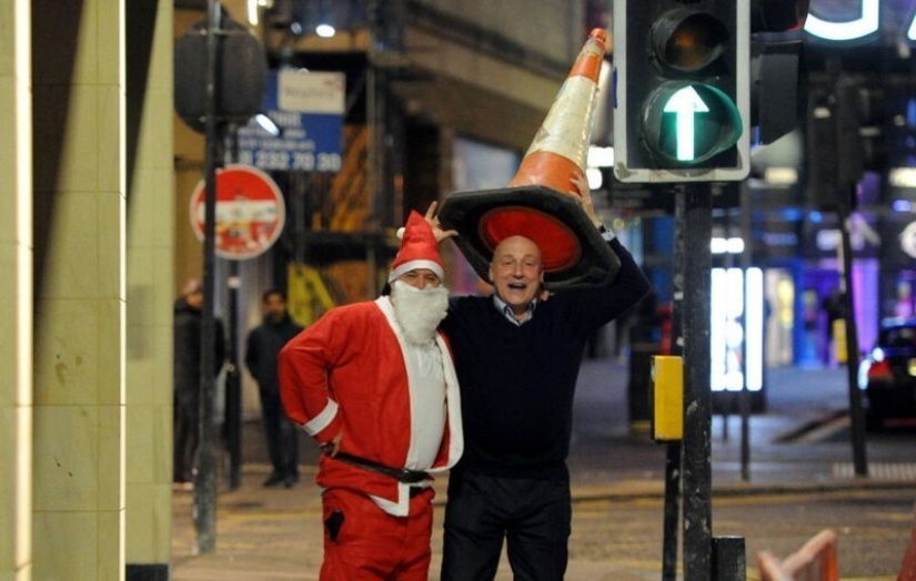 Fun and drunk: how the British celebrated Christmas Fun and drunk: how the British celebrated Christmas