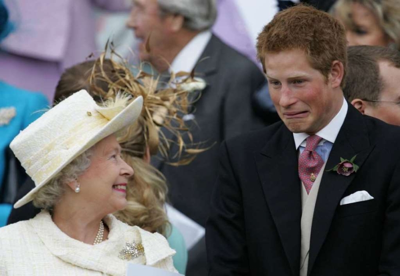 Funny photos of the royal family