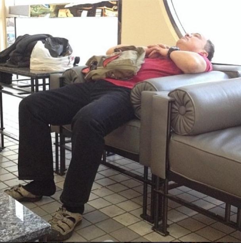 Funny shots from Instagram "Men in stores"