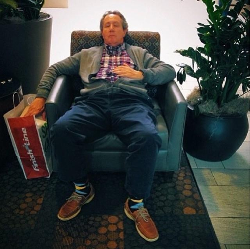 Funny shots from Instagram "Men in stores"