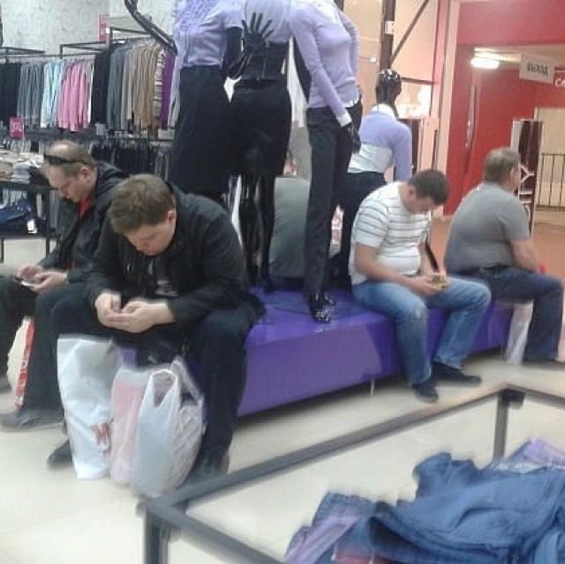 Funny shots from Instagram "Men in stores"