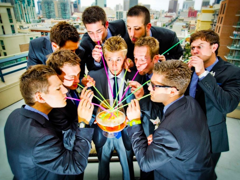 Funny wedding pictures with the participation of the groom's friends