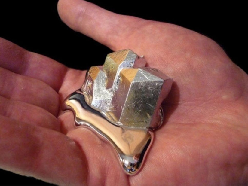 Gallium is a rare metal that melts in your hands Gallium is a rare metal that melts in your hands