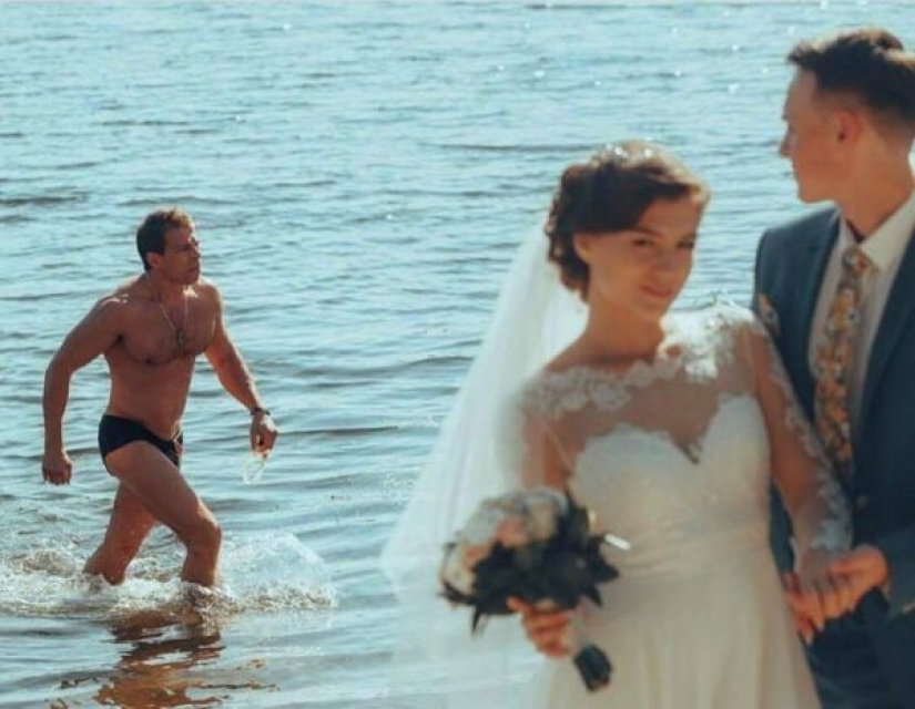 Gay version of the meme "Unfaithful guy": the groom looked at the sexy jock right during the wedding