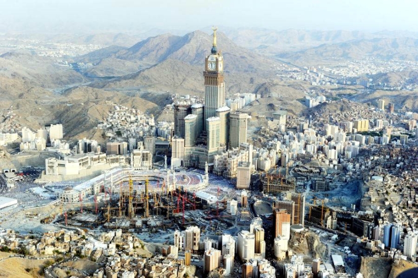 Gigantomanía al estilo saudí: se destruyen santuarios en La Meca para construir hoteles monstruosos