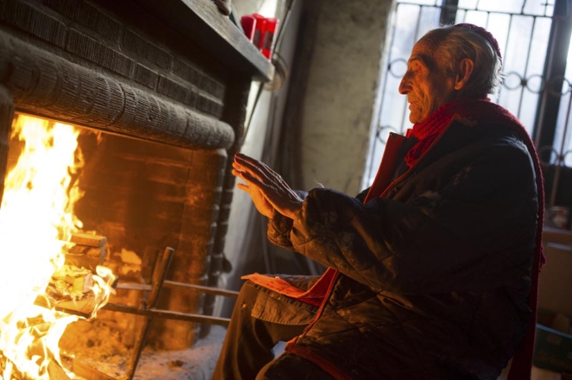 God help you: A 91-year-old monk has been building a grand cathedral on his own for half a century