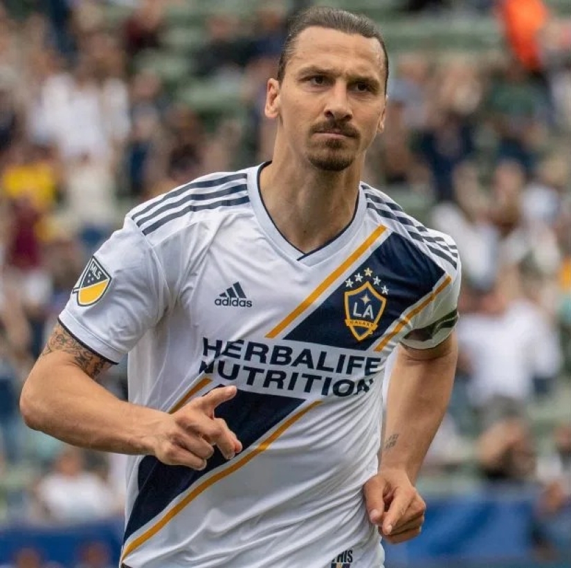 Golden pages: celebrities who earned the most on Instagram in 2019