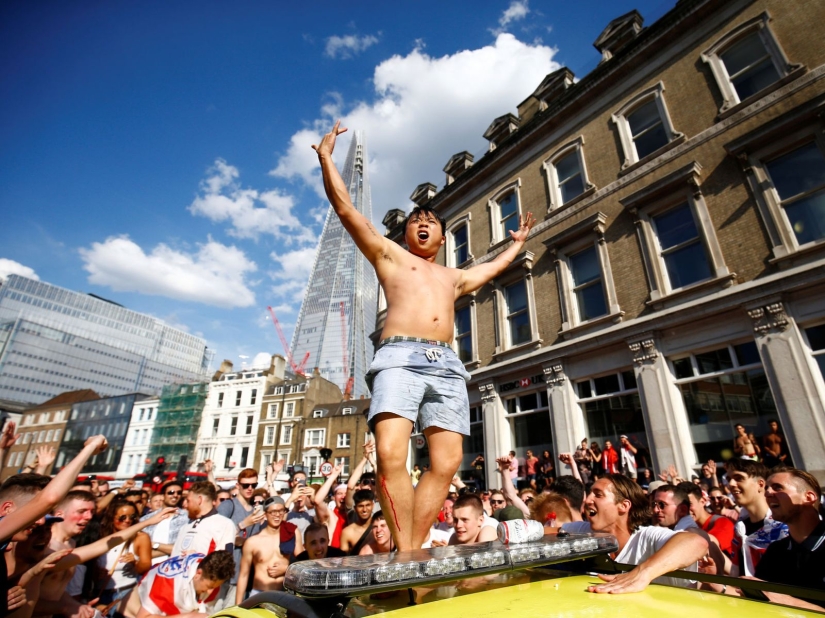 Gracias a Dios, no en Nikolskaya: cómo los fanáticos ingleses celebraron la victoria de su selección