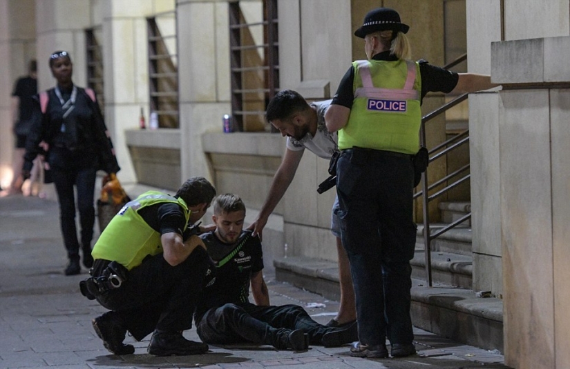 Gracias a Dios, no en Nikolskaya: cómo los fanáticos ingleses celebraron la victoria de su selección