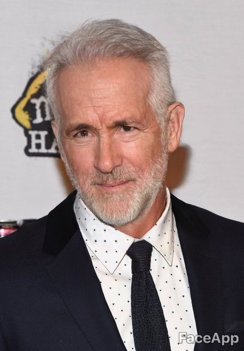 Grandfather Keanu and baba Nastya: celebrities have grown old with the help of the FaceApp app