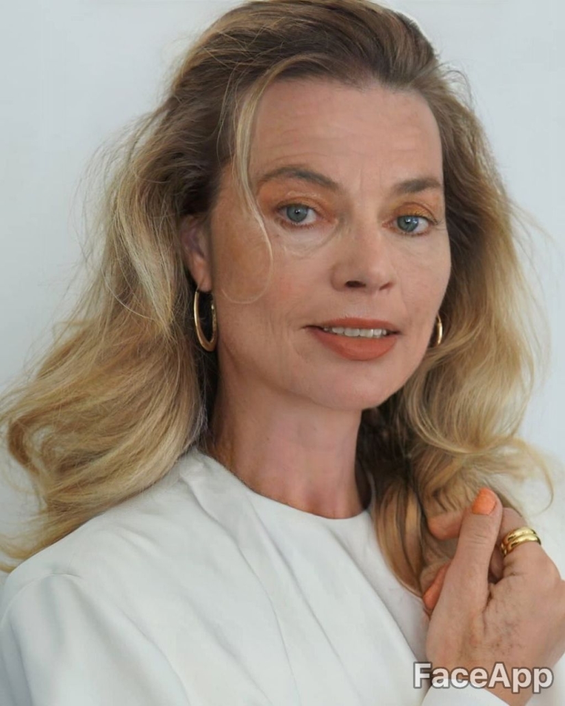 Grandfather Keanu and baba Nastya: celebrities have grown old with the help of the FaceApp app