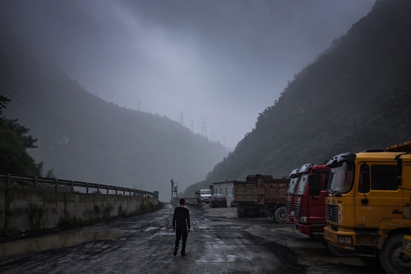 Granja triste: minería de Bitcoin a escala china Granja triste: minería de Bitcoin a escala china