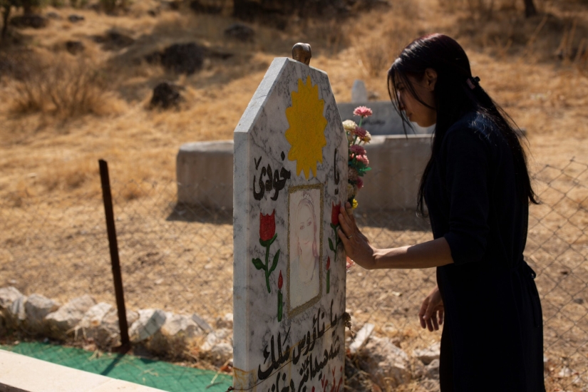 Ha llegado la hora de la verdad: las mujeres yazidíes que fueron mantenidas en cautiverio sexual por terroristas de ISIS exigen un juicio a los violadores Ha llegado la hora de la verdad: las mujeres yazidíes que fueron mantenidas en cautiverio sexual por terroristas de ISIS exigen un juicio a los violadores