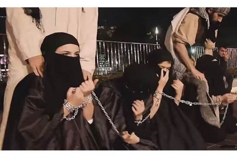 Ha llegado la hora de la verdad: las mujeres yazidíes que fueron mantenidas en cautiverio sexual por terroristas de ISIS exigen un juicio a los violadores Ha llegado la hora de la verdad: las mujeres yazidíes que fueron mantenidas en cautiverio sexual por terroristas de ISIS exigen un juicio a los violadores