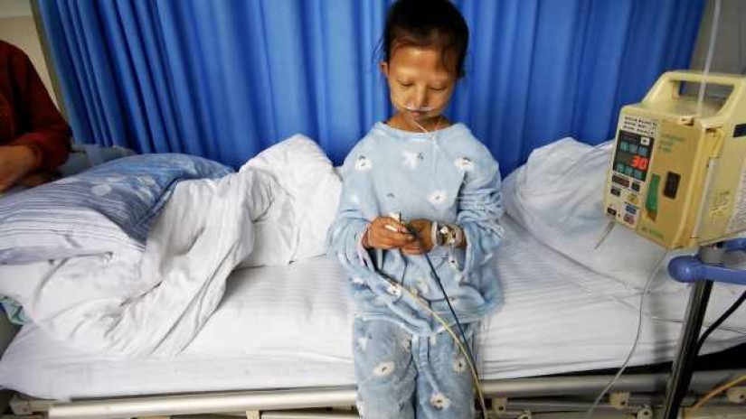 Hambrienta por salvar a su hermano: una estudiante que había estado comiendo arroz durante cinco años murió en China
