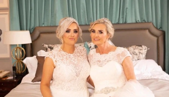 Happiness squared: mother and daughter played weddings on the same day