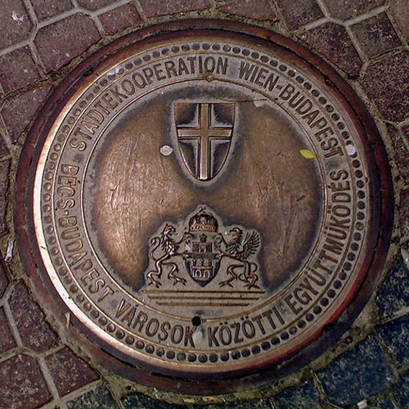 Hatches from different countries of the world Hatches from different countries of the world