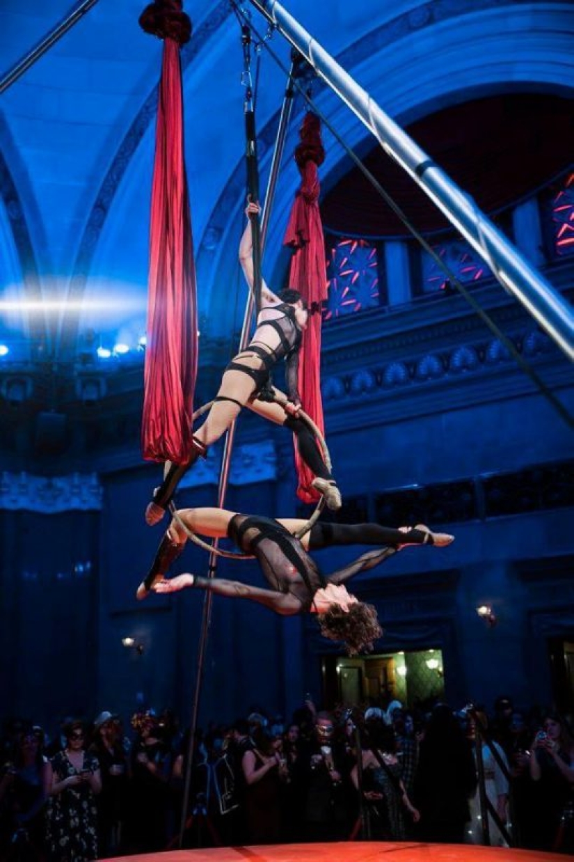 Have fun, have fun celebrating the New Year: how will the "Illuminati Ball" take place, the most piquant New Year's party