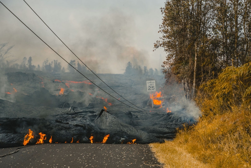Hawai arde con llamas azules: la erupción del volcán Kilauea está ganando impulso