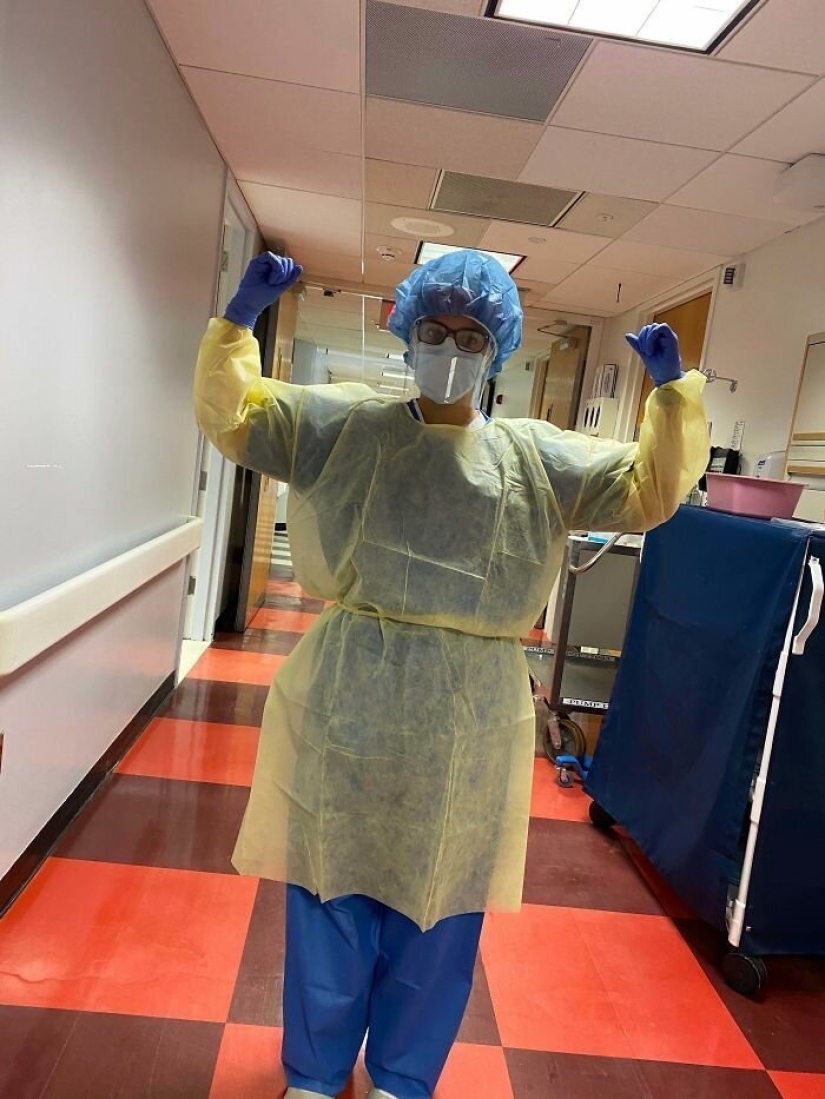 Heroes big and small: 30 examples of how people help others in a pandemic Heroes big and small: 30 examples of how people help others in a pandemic