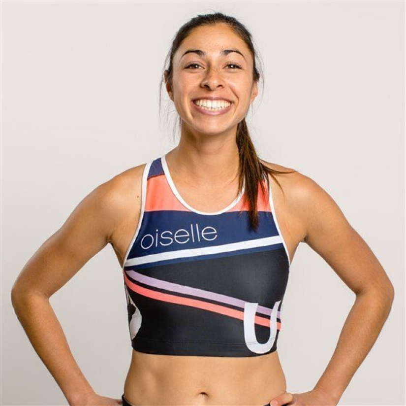 Heroes big and small: 30 examples of how people help others in a pandemic Heroes big and small: 30 examples of how people help others in a pandemic