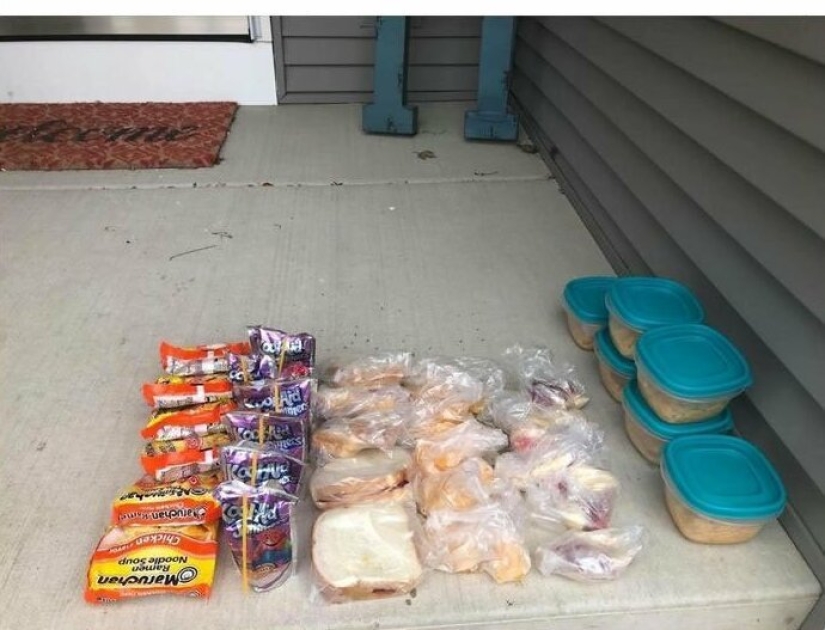 Heroes big and small: 30 examples of how people help others in a pandemic Heroes big and small: 30 examples of how people help others in a pandemic