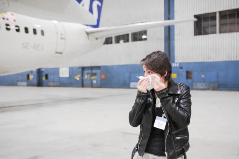High feelings: 30-year-old German woman wants to marry a plane