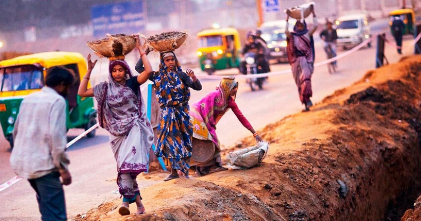 Hindus believed spam on WhatsApp and Lynched 30 innocent people Hindus believed spam on WhatsApp and Lynched 30 innocent people