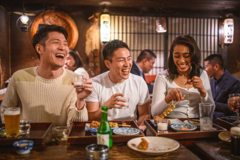 ¡Hola, vodka! En Japón, están buscando una forma creativa de hacer que los jóvenes beban