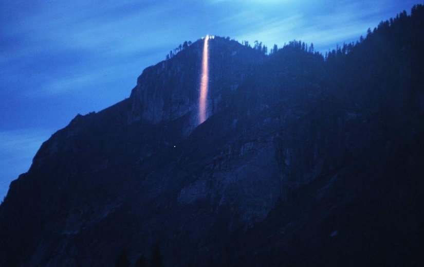 Horse Tail Waterfall»