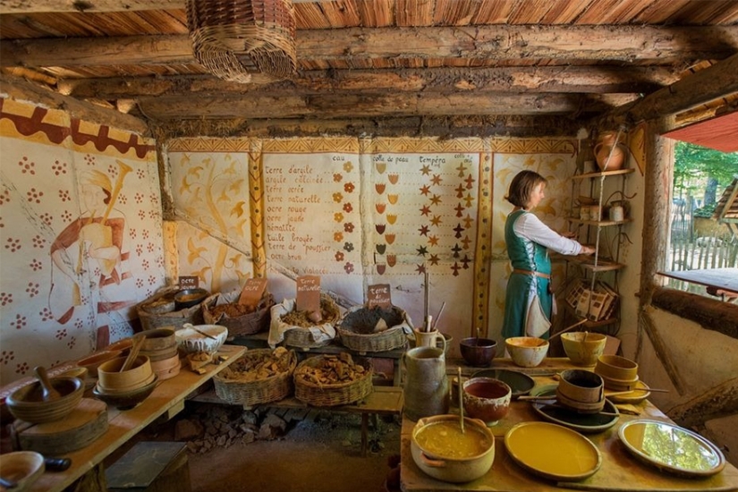 Horses, tortillas and not a single straw cutter: the French are building a castle using the technologies of the XII century Horses, tortillas and not a single straw cutter: the French are building a castle using the technologies of the XII century
