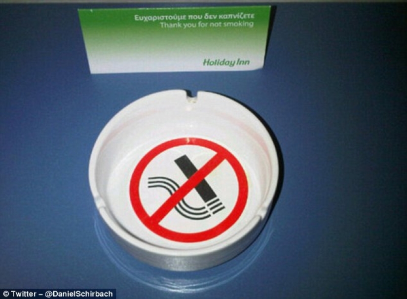 Hotel of Broken Hearts: tourists share photos of how their hotels screwed up