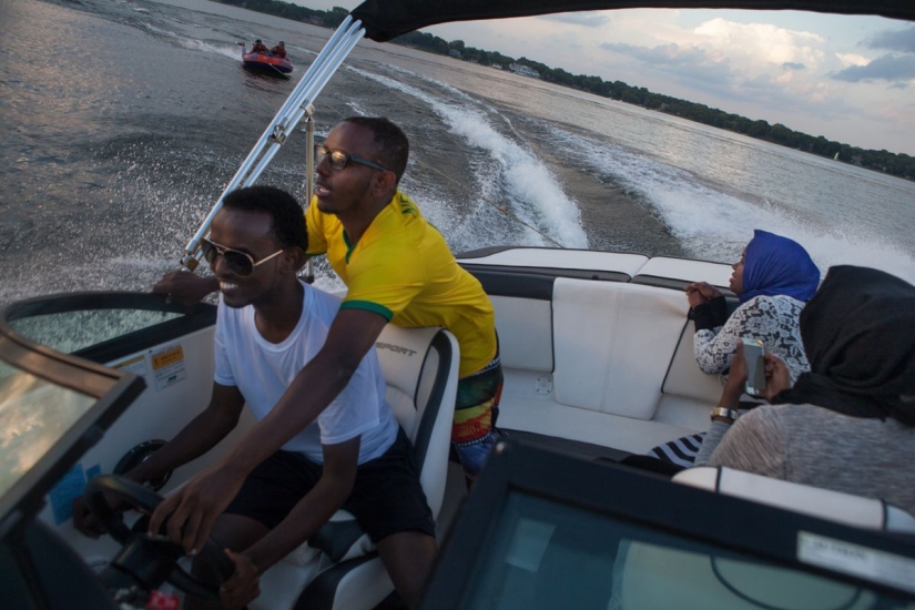 How do refugees from Muslim countries actually live in the United States How do refugees from Muslim countries actually live in the United States