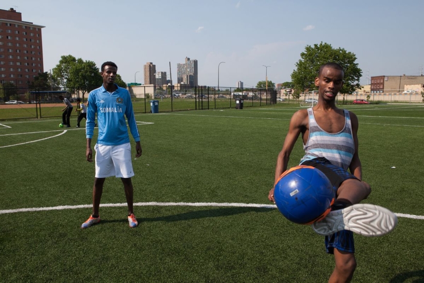 How do refugees from Muslim countries actually live in the United States How do refugees from Muslim countries actually live in the United States