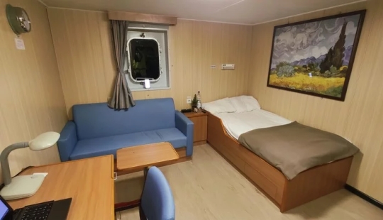 How do sailors live on a ship today