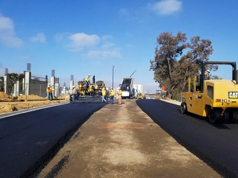 How in Britain garbage from plastic bottles is turned into super-strong roads