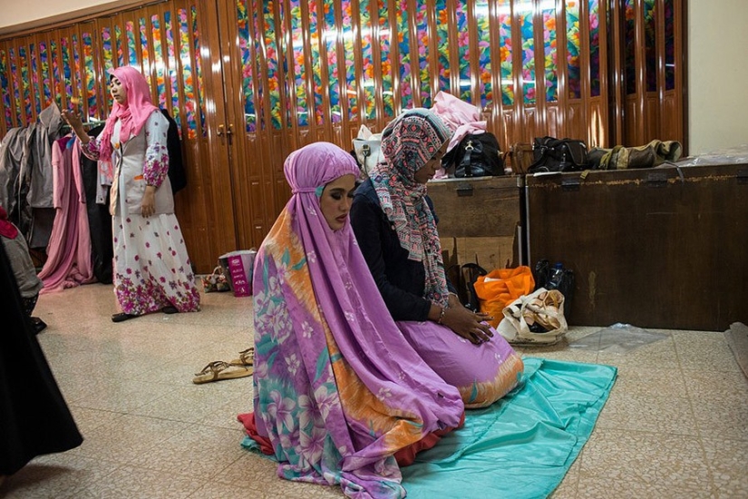 How is the beauty contest among Muslim women How is the beauty contest among Muslim women