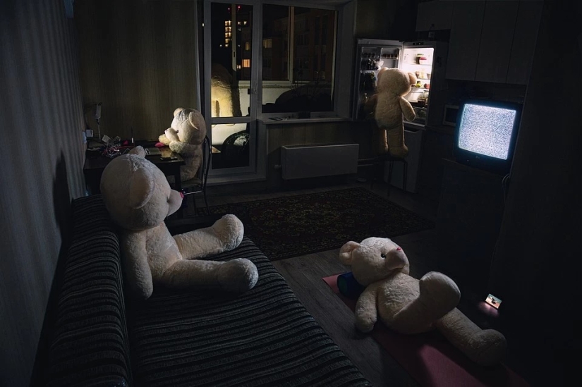 How it was: 15 creative photos of Chelyabinsk residents about self-isolation