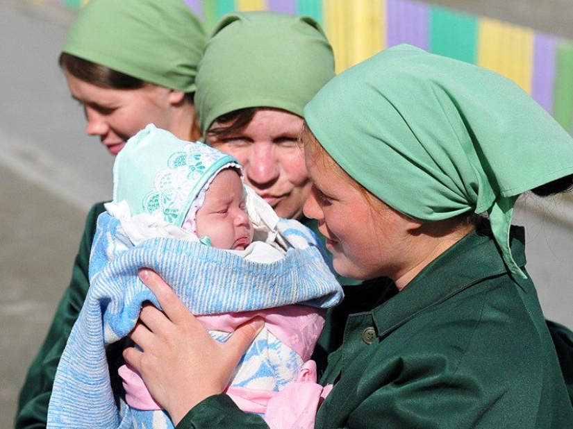 How newborn children of prisoners in the USA and Russia live How newborn children of prisoners in the USA and Russia live