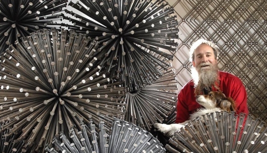 How ordinary nails turn into incredible masterpieces How ordinary nails turn into incredible masterpieces