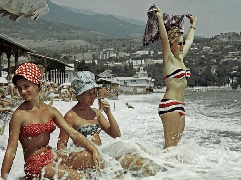 How the appearance of Russian women changed in the 20th century
