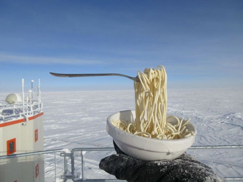 How to live at a temperature of -80: pictures from the most remote scientific base in the world How to live at a temperature of -80: pictures from the most remote scientific base in the world
