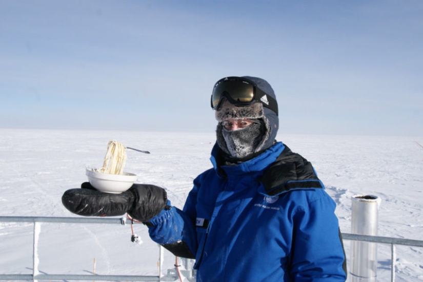 How to live at a temperature of -80: pictures from the most remote scientific base in the world How to live at a temperature of -80: pictures from the most remote scientific base in the world