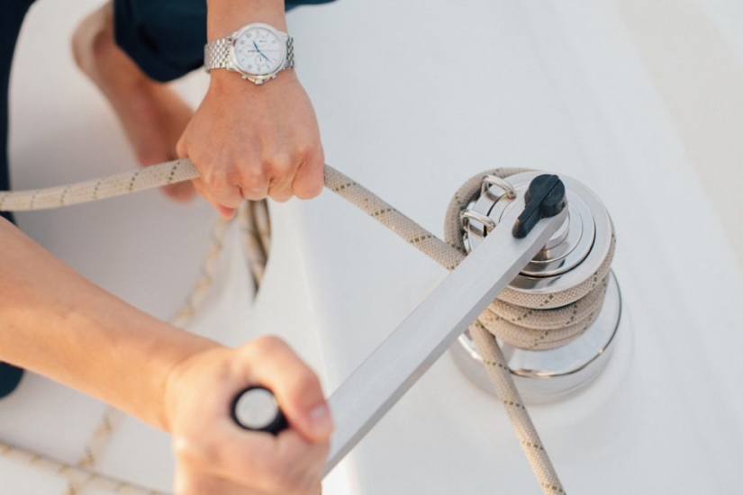 How to spend an unforgettable summer: yacht rental experience