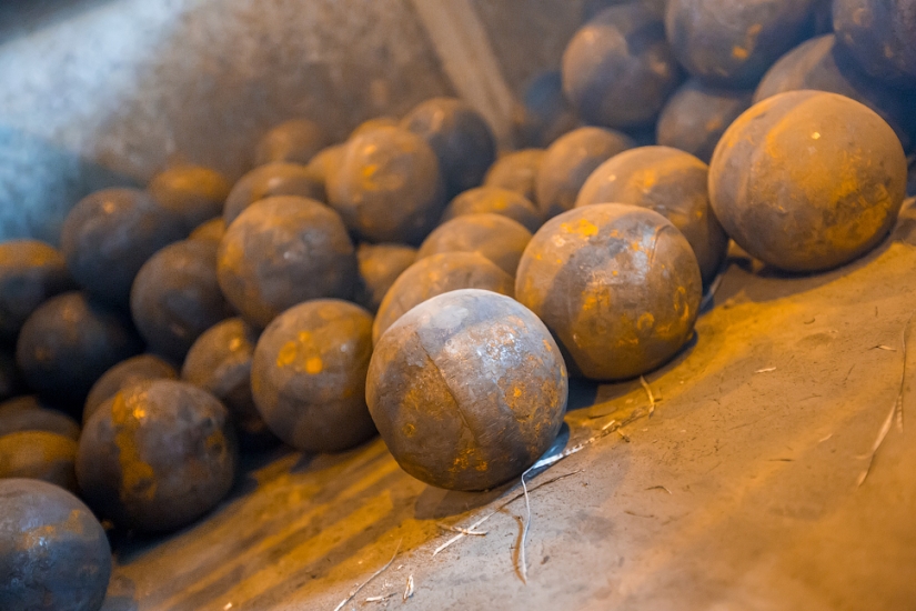 How to turn a stone into gold