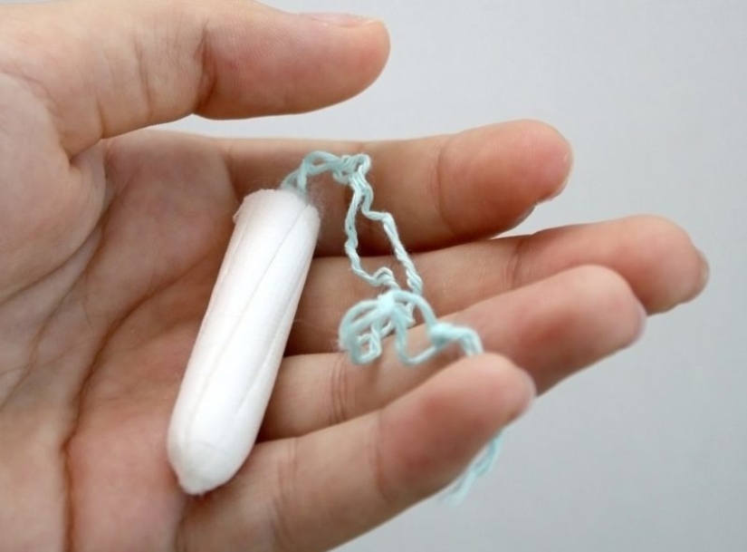 How to use a tampon for a real man: 10 harsh tips